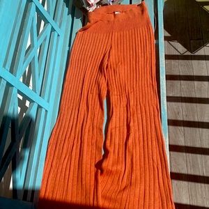 FREE PEOPLE orange ribbed Keep It Real knit flare pants M